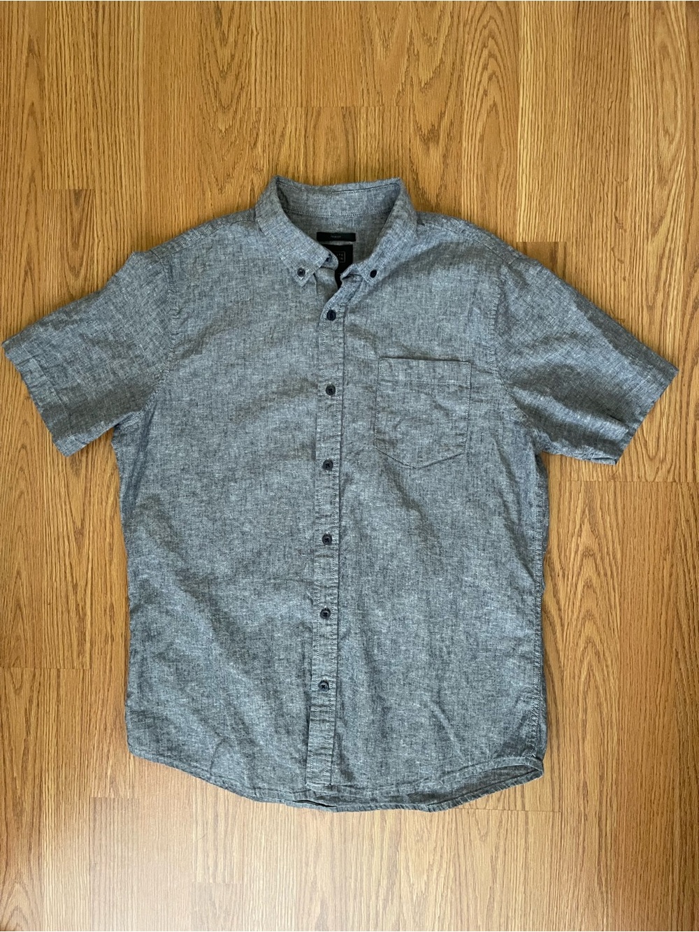 14th & Union Men's Short-Sleeve Button-Down Shirt in blue/Gray linen blend